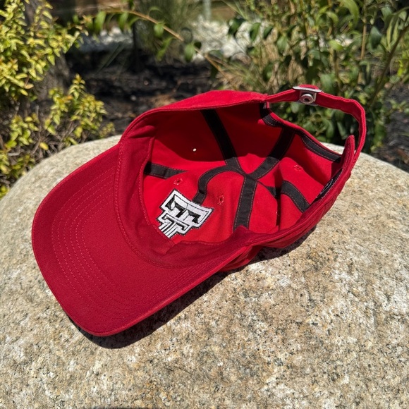 Texas Tech Red Raiders Women’s ‘47 Brand Adjustable Baseball Cap Sequin Red - Picture 6 of 8